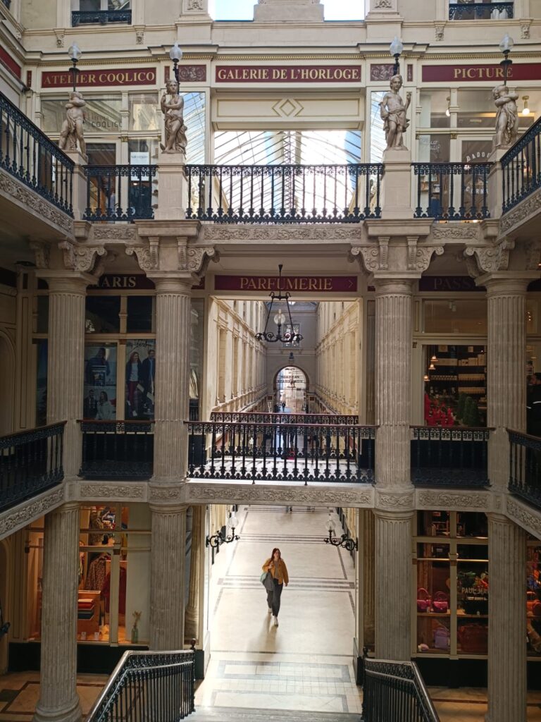 Galeries du Passage Pommeraye à Nantes, passage couvert historique du centre-ville