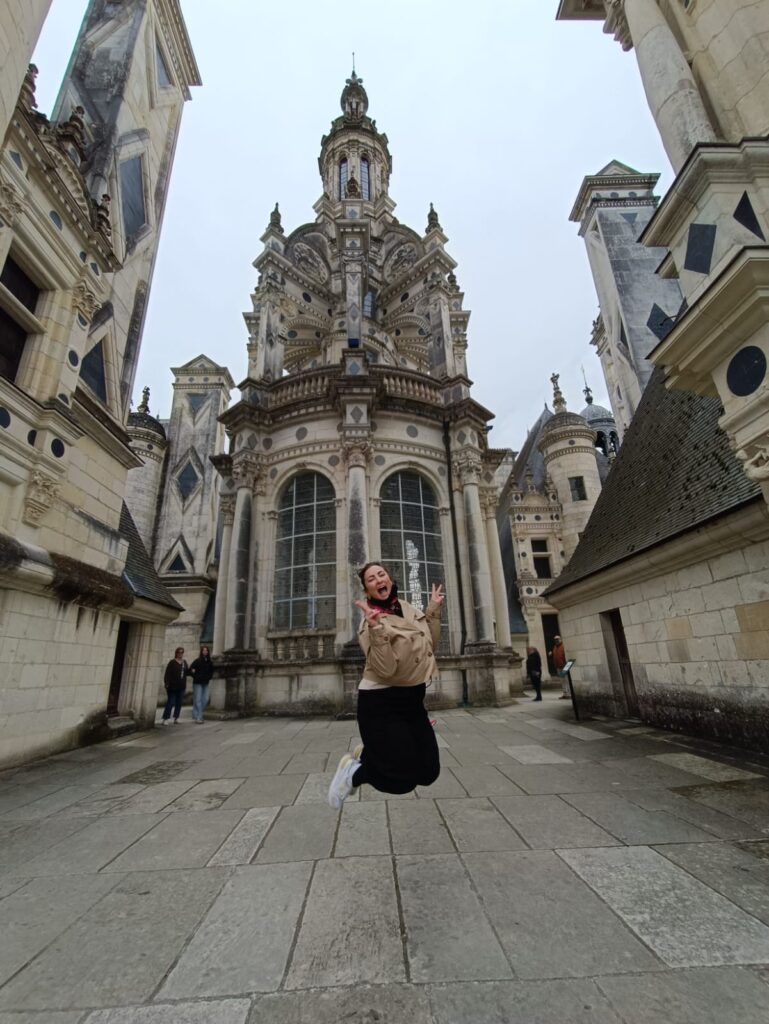 Personne sur les hauteurs du château de Chambord dans le Loir-et-Cher.